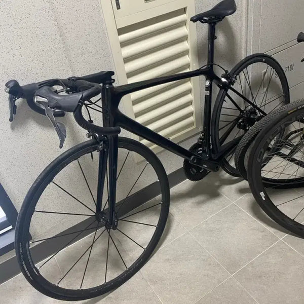 [BUNJANG] Giant TCR SL Dura-Ace Groupset Quarq Power Meter Road Bike (M) / 자이언트 tcr sl 듀라 그룹 레드 파미