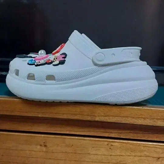 [BUNJANG] Crocs Crush Clog Women's Sandals / 크록스 정품 크러쉬 클로그 여성 샌들 250