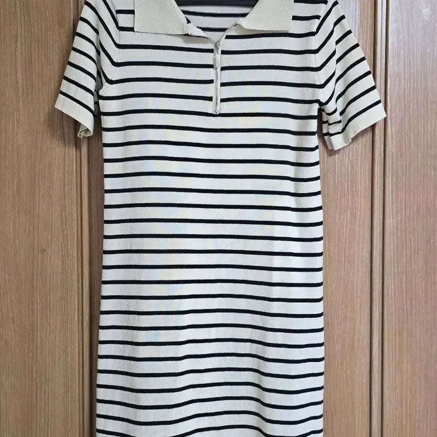 [BUNJANG] Striped Short-Sleeve Knit Dress / 단가라 반팔 니트 원피스