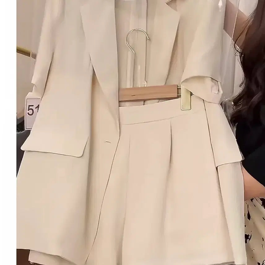 [BUNJANG] Beige Short-Sleeve Jacket and Shorts Set / 베이지 반팔 자켓+반바지 세트