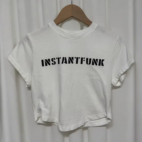 [BUNJANG] Instance Funk Pearl Short Sleeve Cropped T-Shirt White / 인스턴트펑크 반팔 펄 크롭 티셔츠 화이트