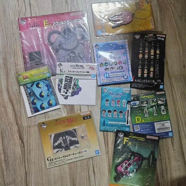 [BUNJANG] BanG Dream! Mixed Lot - Hologram Can Badges, Rubber Straps, Keyrings & More / 제일복권 하위상 굿즈 뱅드림 /홀로그램 캔뱃지/러버 스트랩/키링/진격/블루록 일괄