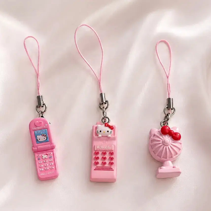 [BUNJANG] Hello Kitty Mini Fan Keychain / 키티핸드폰 고리 키링 선풍기 폴더폰