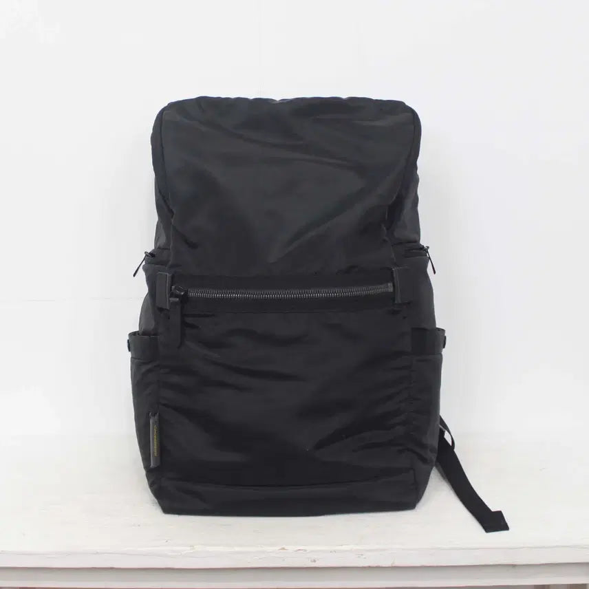 [BUNJANG] Mandarina Duck Casual Backpack Nylon / [정품] 만다리나덕(Mandarina Duck) 캐주얼 백팩 데일리 신상 정인샵