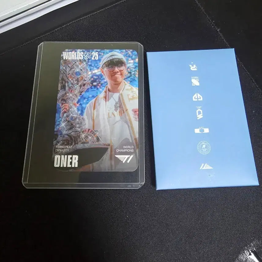 [BUNJANG] T1 Oner World Championship Skin Photocard / MSI팬페스타 티원 오너 포토카드 (월즈 우승 스킨)