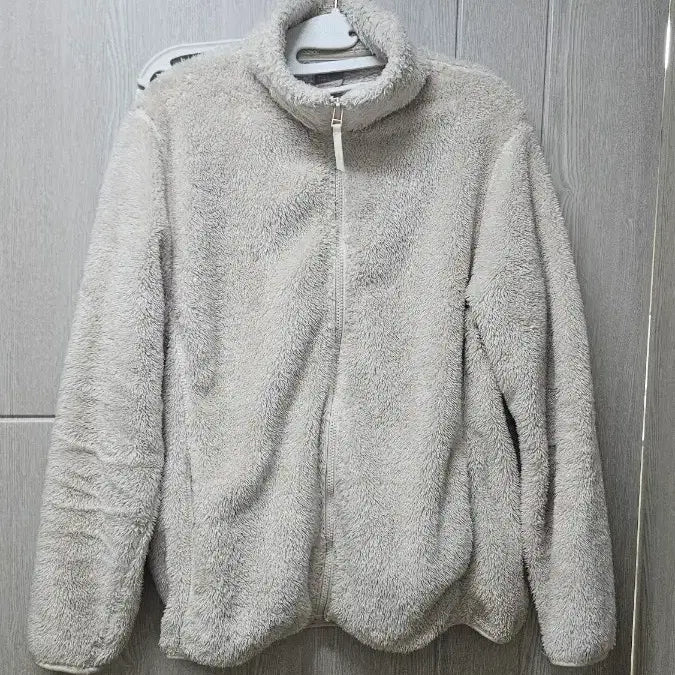[BUNJANG] SPAO Fleece Zip-Up Jacket White / 스파오 후리스 집업 흰색 화이트