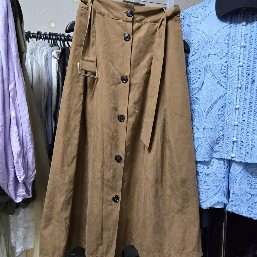 [BUNJANG] Camel Flare Long Skirt with Belt Detail / 카멜색 플레어 스커트