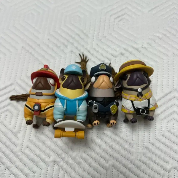 [BUNJANG] Pug Dog Figurine Set of 4 / 퍼그(강아지) 피규어 4종 세트
