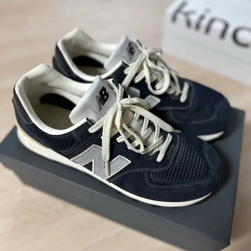 [BUNJANG] New Balance x Pottery 574 Navy Sneakers / 뉴발란스x포터리 574 네이비 280