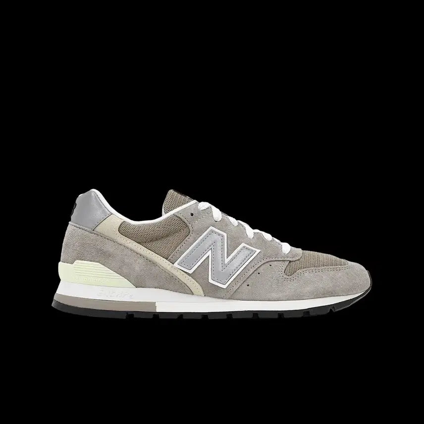 [BUNJANG] New Balance 996 Grey Sneakers (Size 240) / [240]뉴발란스 996 그레이 새상품