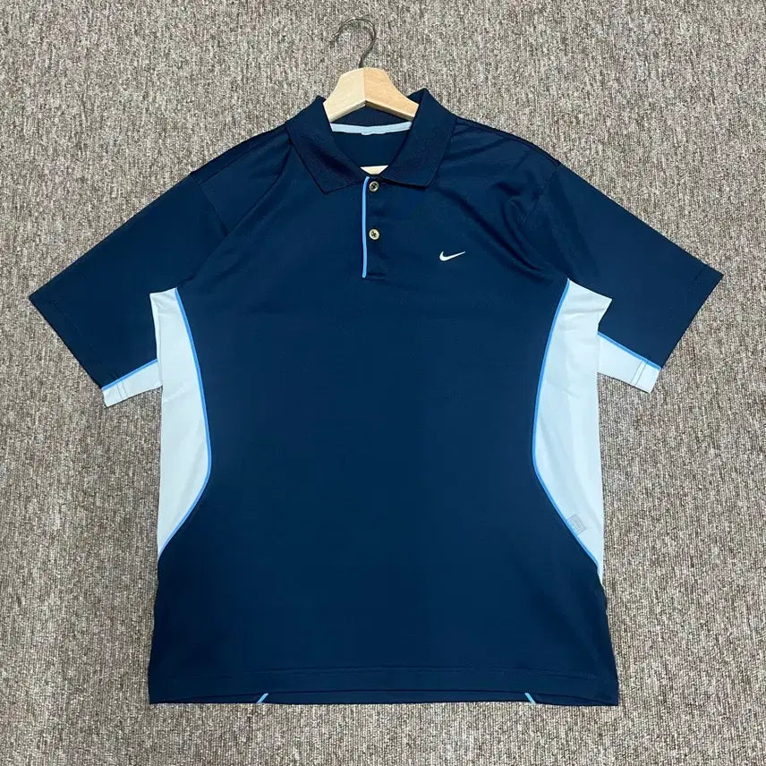 [BUNJANG] Nike Navy Functional Polo Shirt Size 95 / 나이키 네이비 기능성 카라티 95