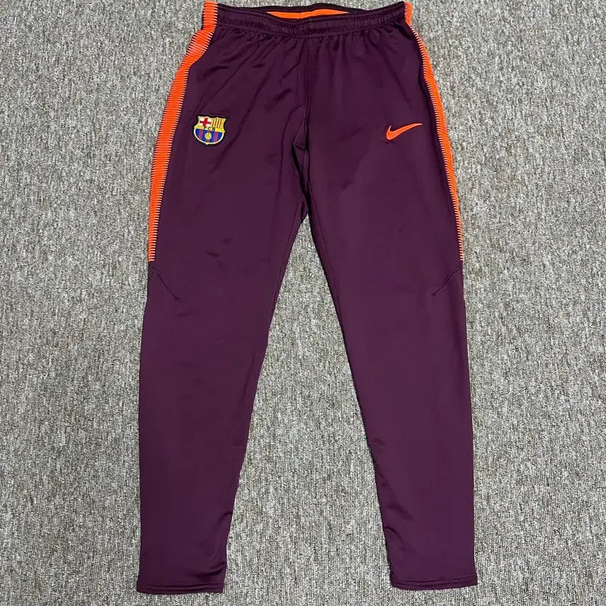 [BUNJANG] Nike Barcelona Training Pants - Size M / 나이키 바르셀로나 트레이닝 팬츠 M