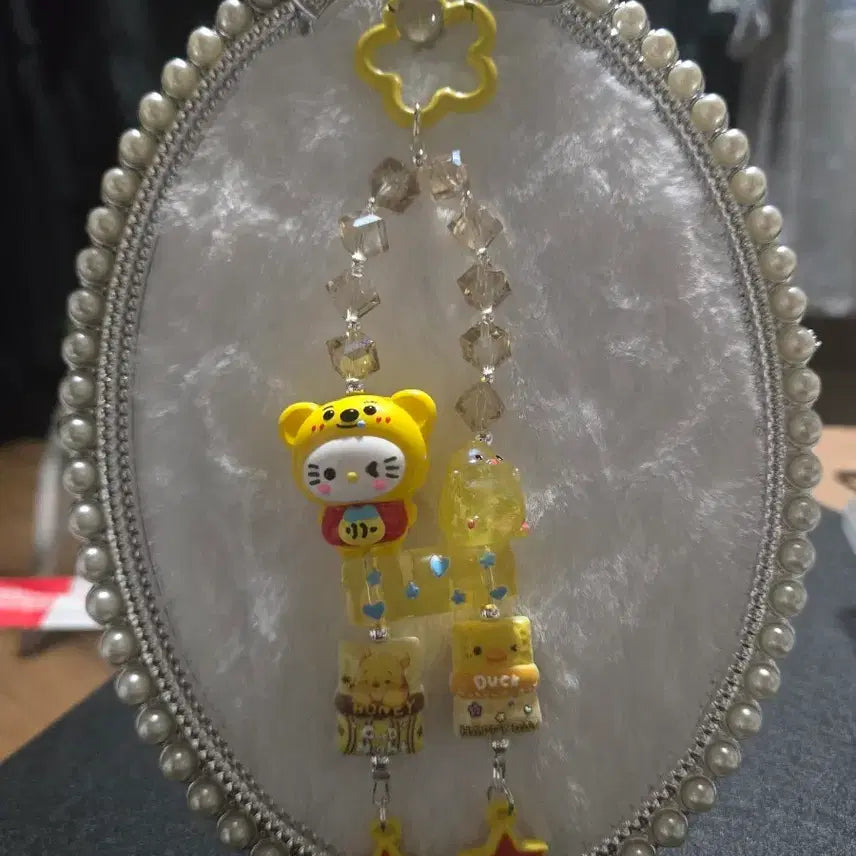 [BUNJANG] Yellow Kitty Bear Charm Keychain / 옐로우 키티 곰돌이 덕 키링