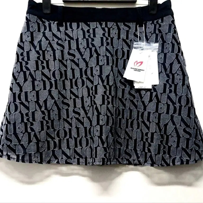 [BUNJANG] Master Bunny Edition Logo Pattern Skirt / 마스터바니에디션 로고 패턴 스커트(정품.새상품)
