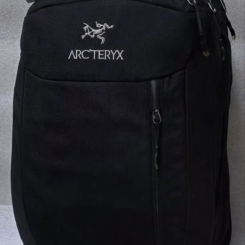 [BUNJANG] Arc'teryx Blade 24 Laptop Backpack / 아크테릭스 ARC'TERYX 블레이드 blade 24 노트북백팩 여행배낭