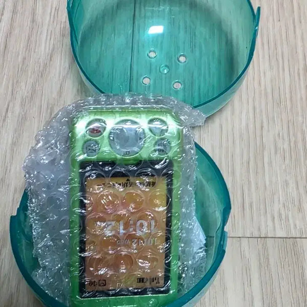 [BUNJANG] Green Gacha Phone Charm / 폰 가챠 녹색