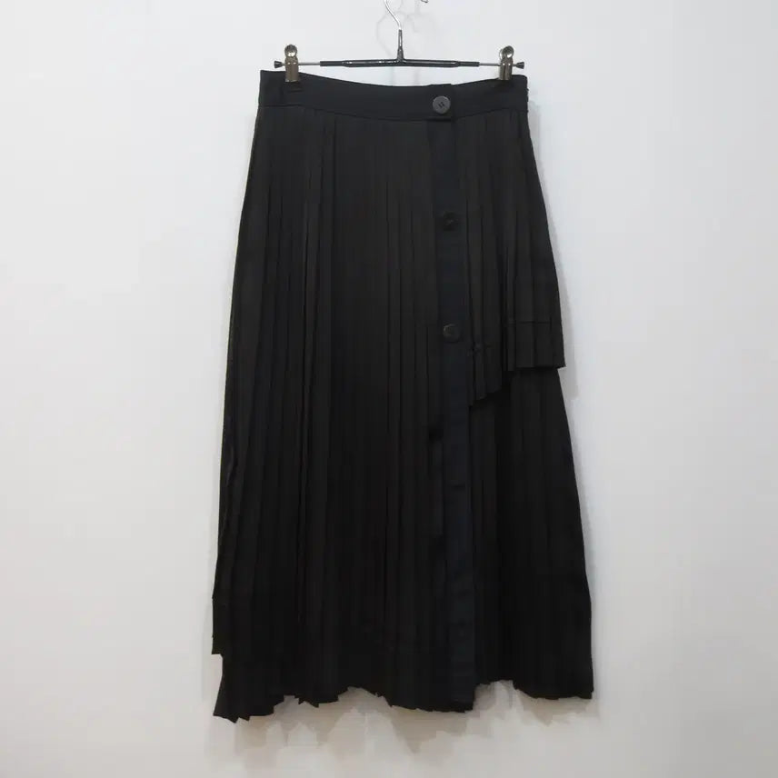 [BUNJANG] Ozza Second Button Line Long Pleated Skirt / 오즈세컨 버튼라인 롱 플리츠 스커트