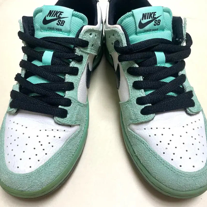 [BUNJANG] Nike Dunk SB Sea Crystal Shoes / Nike dunk sb Sea Crystal 265