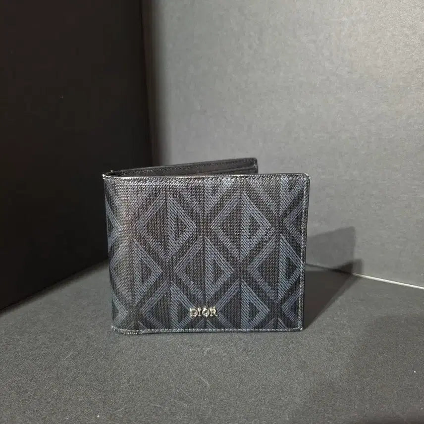 [BUNJANG] Dior CD Diamond Canvas Bifold Wallet (Black) / 디올 반지갑 CD 다이아몬드 캔버스 반지갑 (검정)