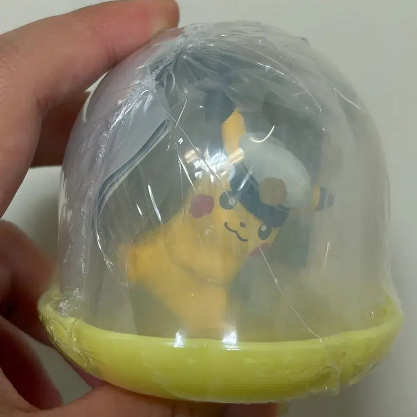 [BUNJANG] Pokemon Gemlies Jewelry Pikachu Marine Pirate Gacha / 포켓몬스터 포켓몬 젬리즈 쥬얼리 피카츄 가챠 마린 해적