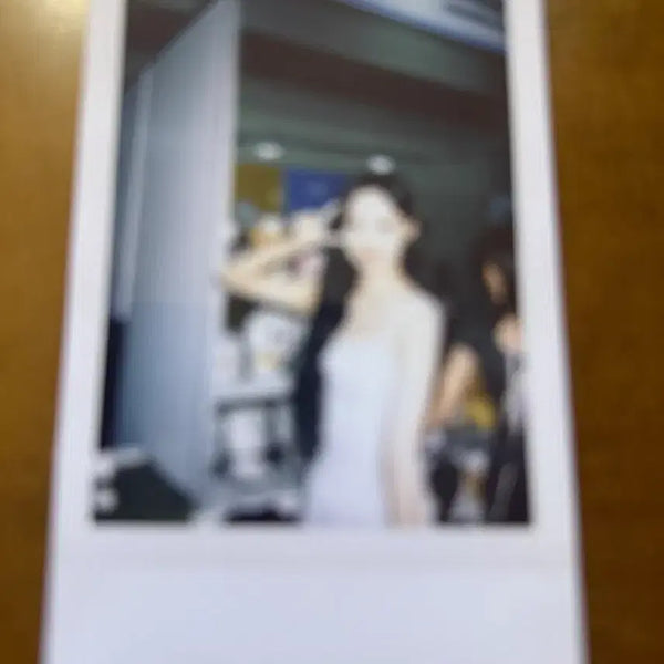 [BUNJANG] RESCENE Wonii Polaroid / 리센느 원이 폴라로이드 260716