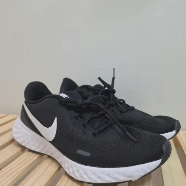 [BUNJANG] Nike Revolution 5 Running Shoes / 250나이키 레볼루션5 런닝화  -1233