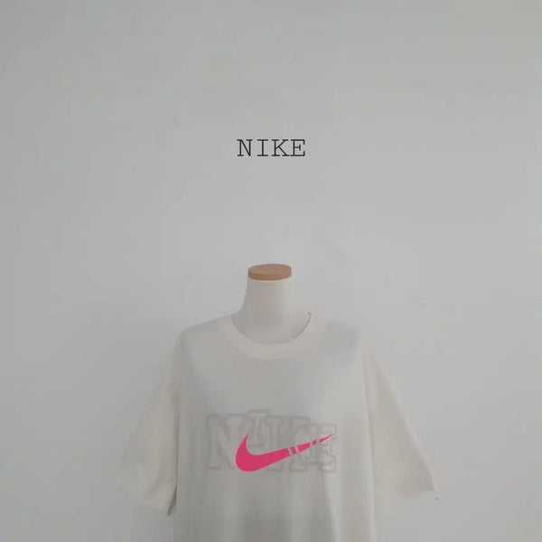 [BUNJANG] Nike Swoosh Logo Short Sleeve T-Shirt - Ivory / No.26071302 나이키 반팔티 핑크로고 스우시 아이보리컬러