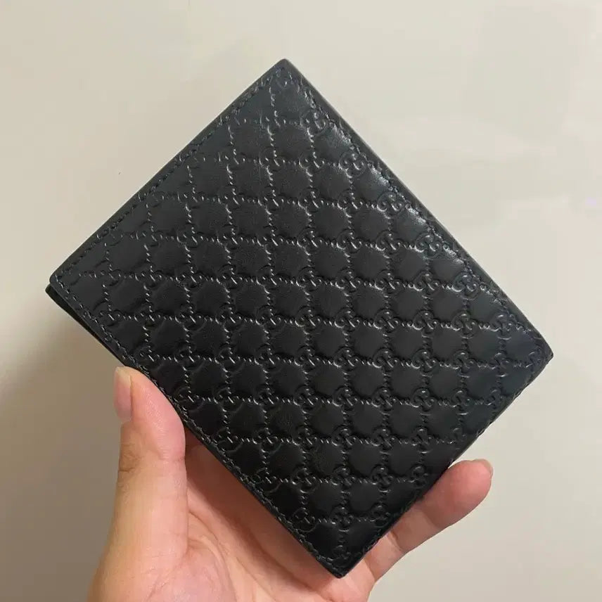 [BUNJANG] Gucci Shima Bifold Wallet / 구찌 시마 반지갑