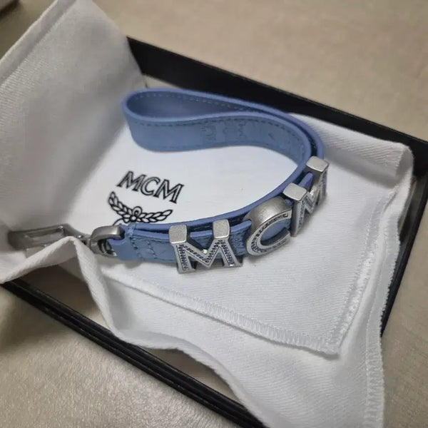 [BUNJANG] MCM Cubic Logo Keychain / MCM 키링