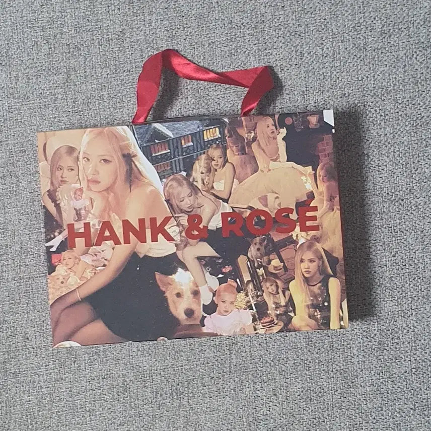 [BUNJANG] Rosé 2024 Season's Greetings Photocard Set / 로제 2024년 시즌그리팅 양도