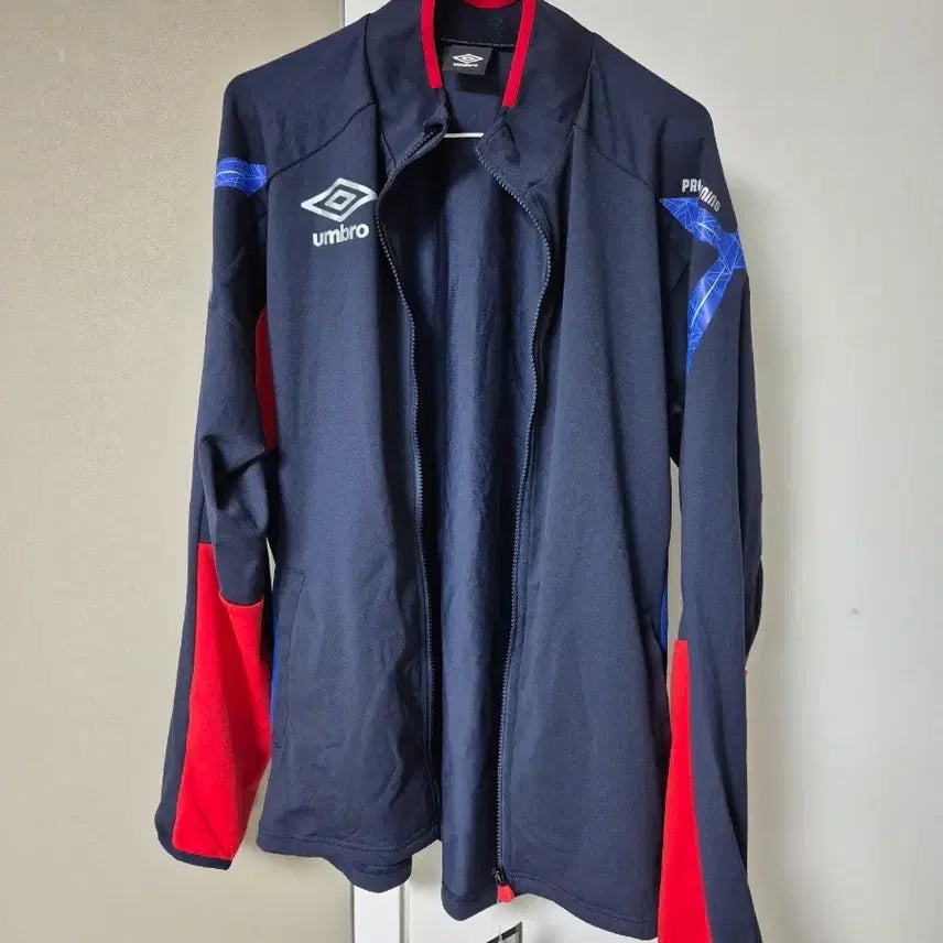 [BUNJANG] Umbro Pro Training Zip-up New Product Size 110 / 엄브로 프로 트레이닝 새제품