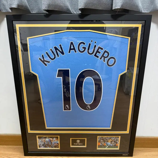 [BUNJANG] Sergio Aguero Signed Replica Jersey with Frame / 아구에로 싸인 유니폼(+액자)