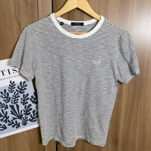 [BUNJANG] Guess Striped Short Sleeve T-Shirt Size S / 게스 스트라이프 반팔티 S사이즈(90)