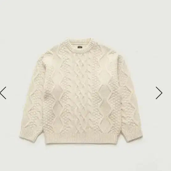 [BUNJANG] The Barnet Lattice Pastry Cable Knit Sweater / 더바넷 스웨터 Lattice Pastry Cable Knit Sweate