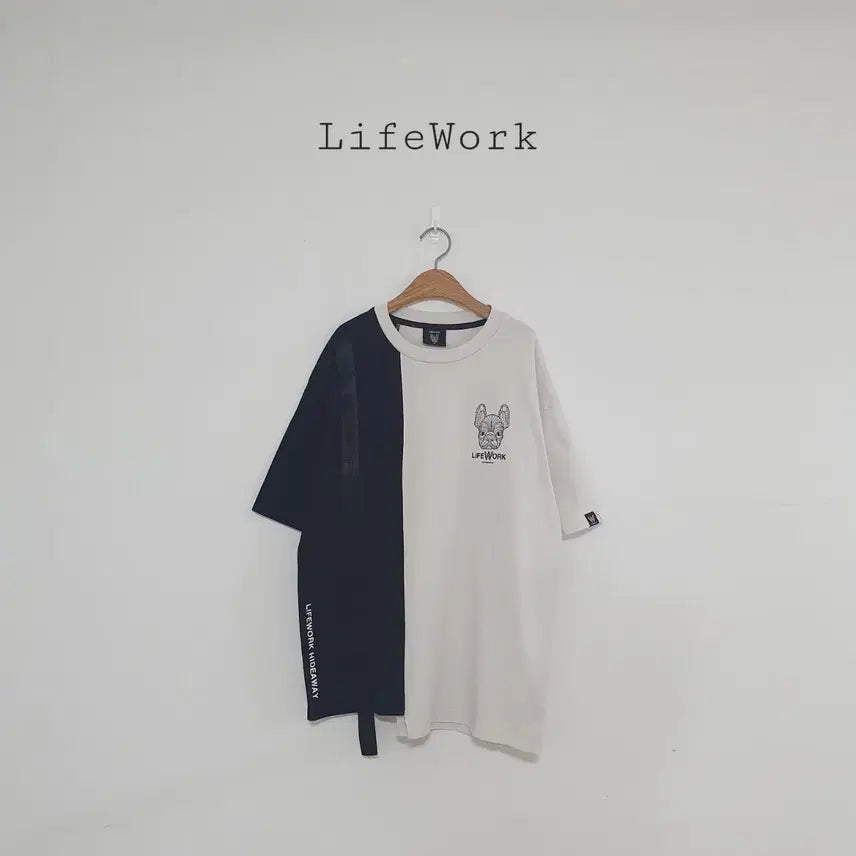 [BUNJANG] Life Work Pug Color Block Short Sleeve T-Shirt / 세일)No.26071502 라이프워크 반팔티 블랙 앤 화이트 배색 퍼그 반팔