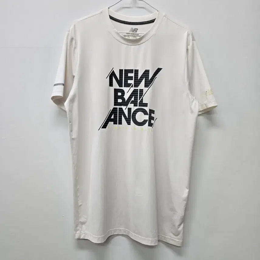 [BUNJANG] New Balance 100 Size Round T-Shirt / 뉴발란스 100사이즈 라운드티/3975/더본