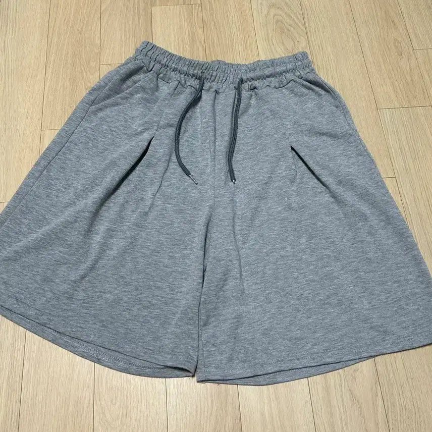 [BUNJANG] Gray Elastic Waist Shorts - Size L / 그레이 밴딩 반바지 L