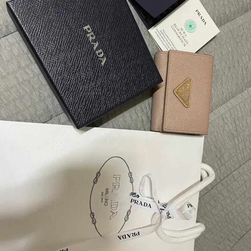 [BUNJANG] Prada Mini Wallet Card Holder / 프라다 미니 반지갑 카드지갑 새상품