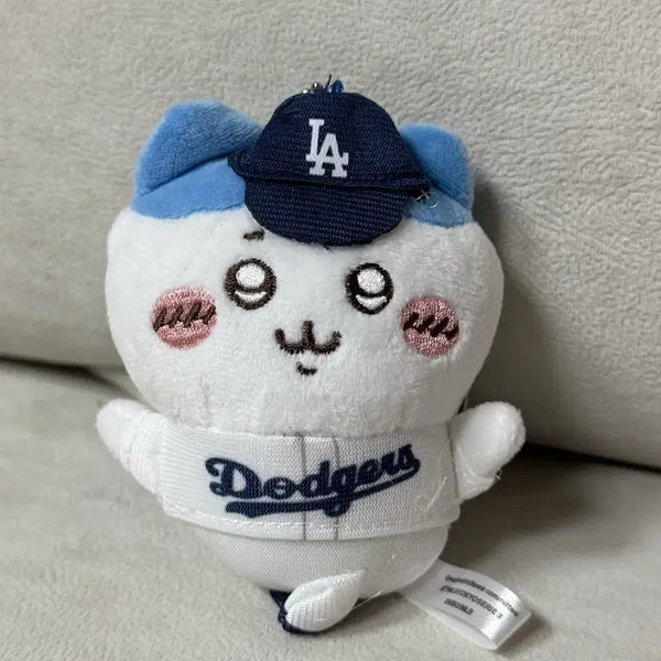 [BUNJANG] Chiikawa MLB LA Dodgers Uniform Keychain Plush Doll / 먼작귀 치이카와 MLB 키링 인형