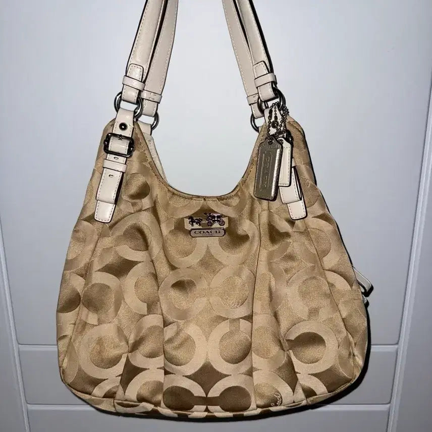 [BUNJANG] Coach 90s Vintage Ivory Shoulder Bag / Coach 90s vintage ivory shoulder bag
