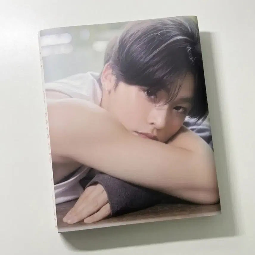 [BUNJANG] One Summer Wish Riku Photobook / one summer wish 리쿠 포토북