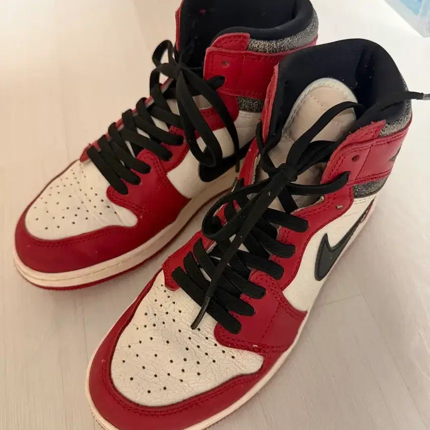 [BUNJANG] Nike Air Jordan 1 Retro High OG Chicago (240) / 나이키 에어 조던 1 레트로 하이 OG 시카고 240