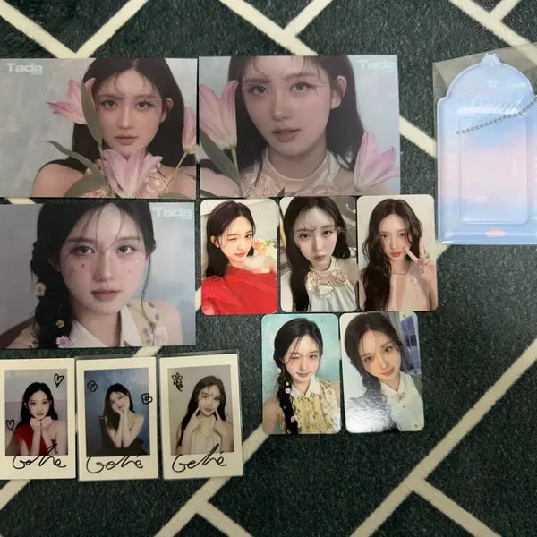 [BUNJANG] IVE GAEUL TADA POPS Magazine Photocard Holder Set / 아이브 가을 타다팝스 잡지 중국 포카 포토카드 홀더