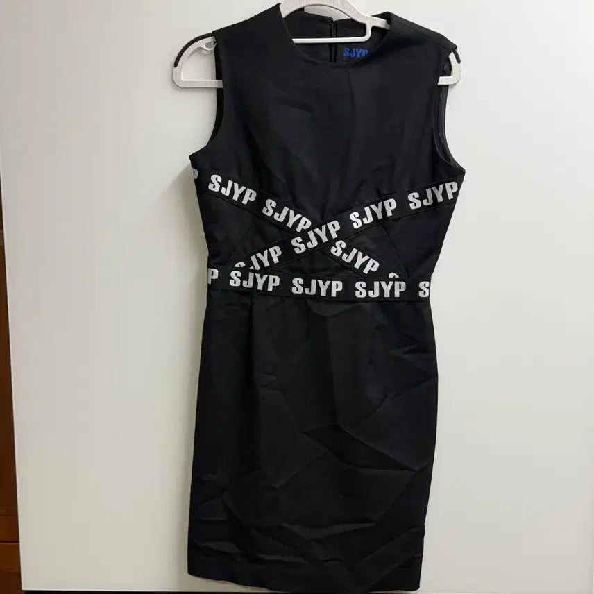 [BUNJANG] SJYP Logo Black Summer Dress M / SJYP 로고 블랙 썸머 원피스 (M)