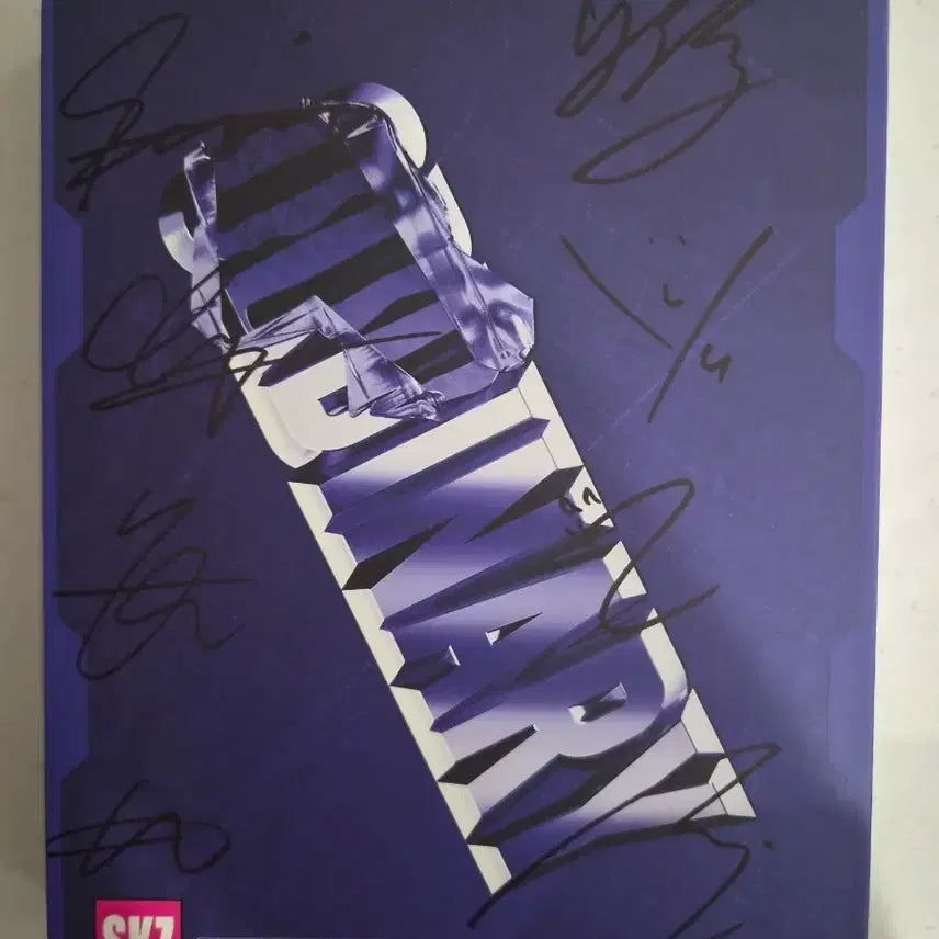 [BUNJANG] Stray Kids Maniac Ordinary Autographed Promo Album / 스트레이키즈 매니악 오디너리 Oddinary 친필 싸인 비매 앨범