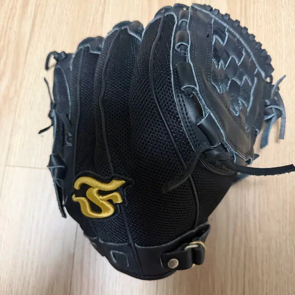 [BUNJANG] Lindblom Model Pitcher's Glove / 린드블럼 모델 투수 글러브
