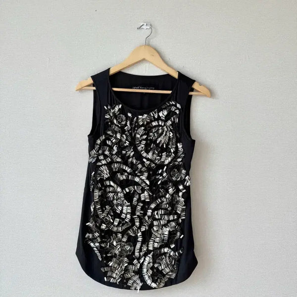 [BUNJANG] Objet Kang Jinyoung 100% Silk Sleeveless Top with Mirror Sequins / 오브제 강진영 실크 100% 미러 스팽글 민소매 나시 탑 1 사이즈 55