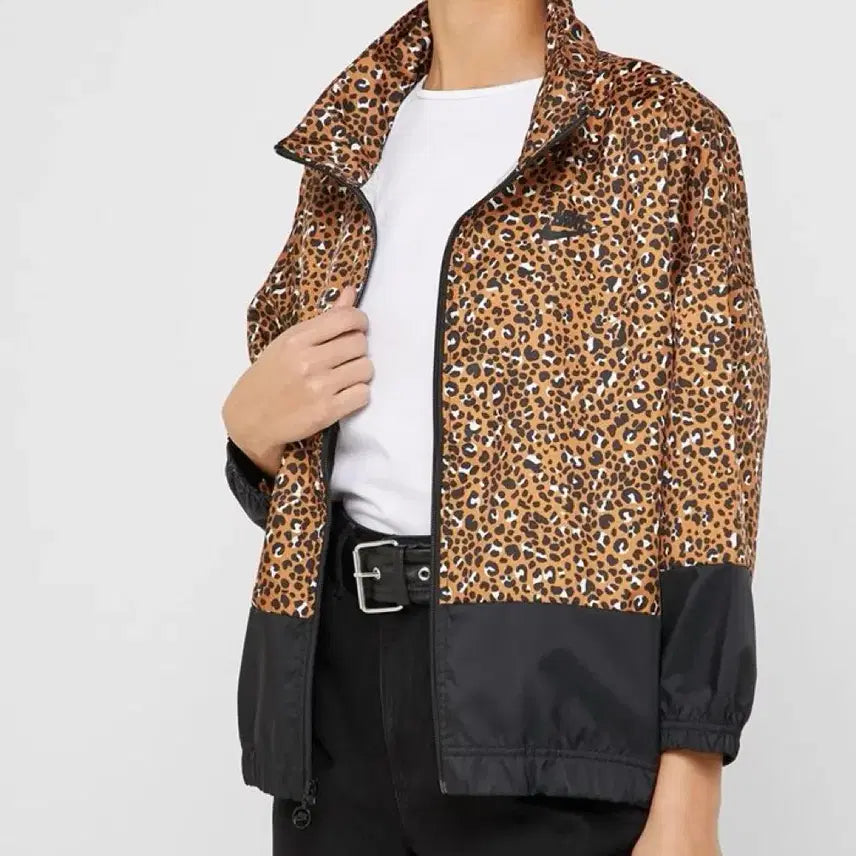 [BUNJANG] Nike Women's Windbreaker Jacket - Size S / 나이키 여성 윈드브레이커 바람막이 S