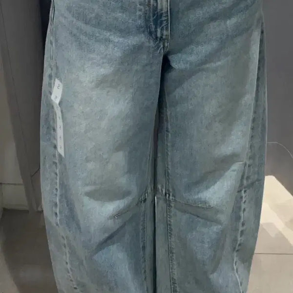 [BUNJANG] GU Wide Curved Jeans / GU 와이드 커브드 팬츠 청바지