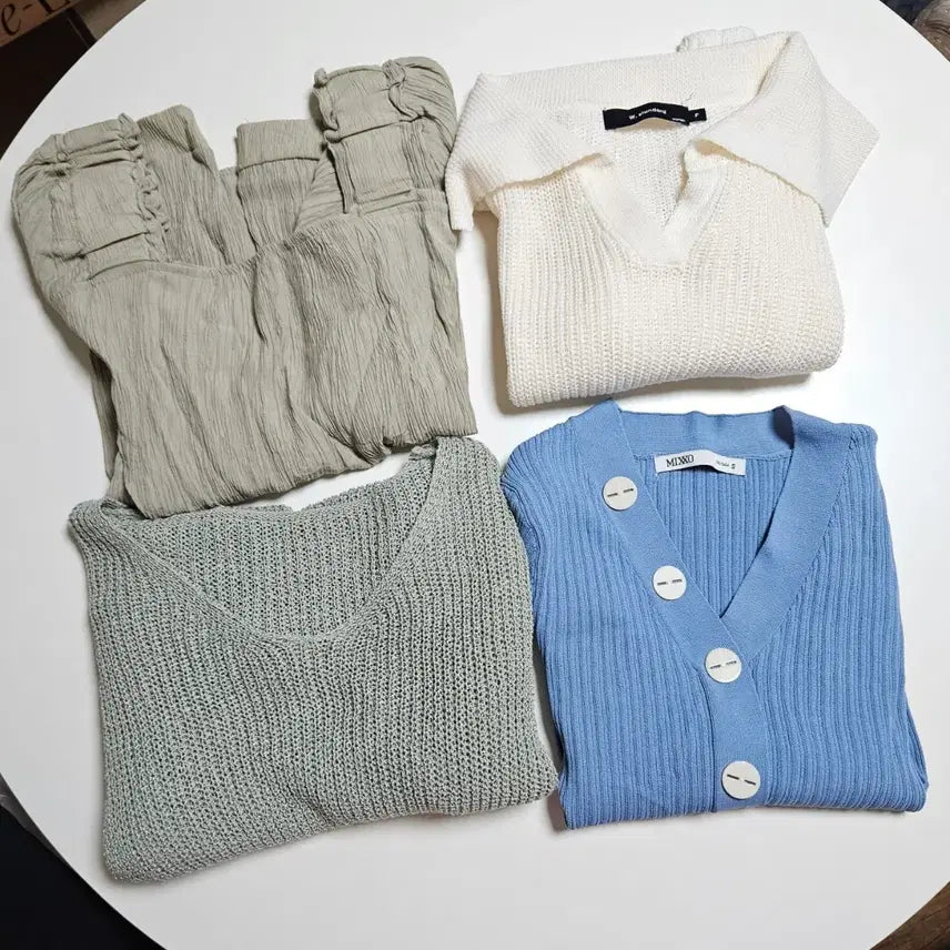 [BUNJANG] Women's Summer Top Bundle Set (4 Items) / 여름니트, 블라우스 등 여자 상의 4벌